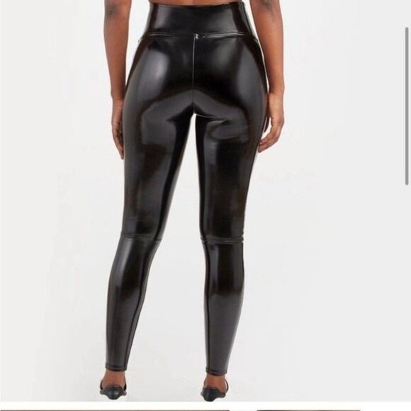 Spanx Faux Patent Leather Black Leggings Size LARGE Style 20301R - Picture 12 of 13